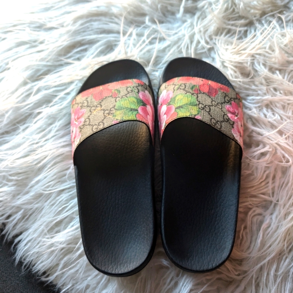 Gucci GG blooms supreme slide sandals